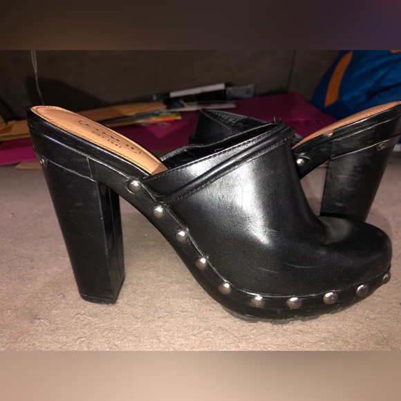 Black Coach style est.1941 size 6/12 used three times it’s too tall for me. - Picture 5 of 7